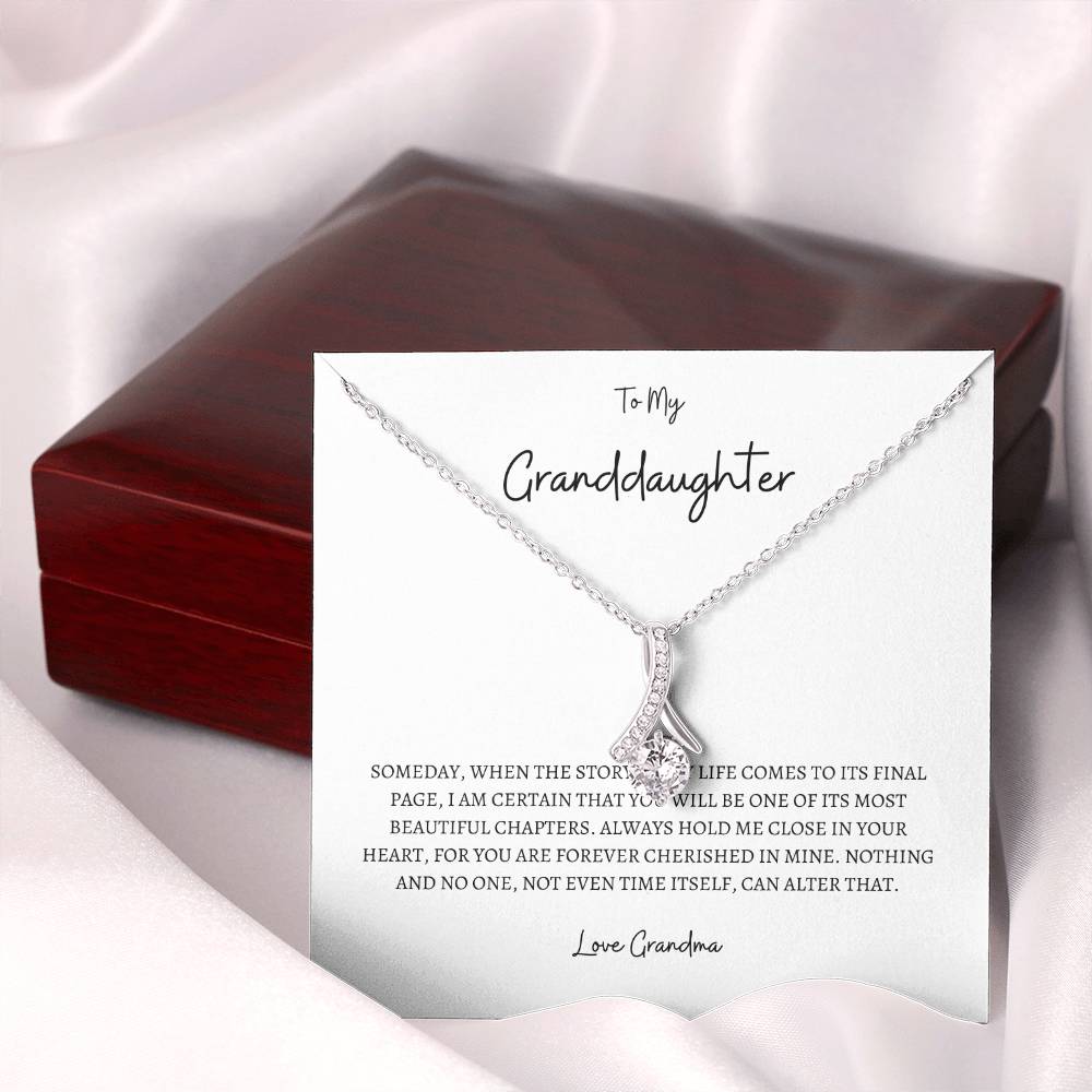 Alluring Beauty Necklace To My Granddaughter, Love Grandma